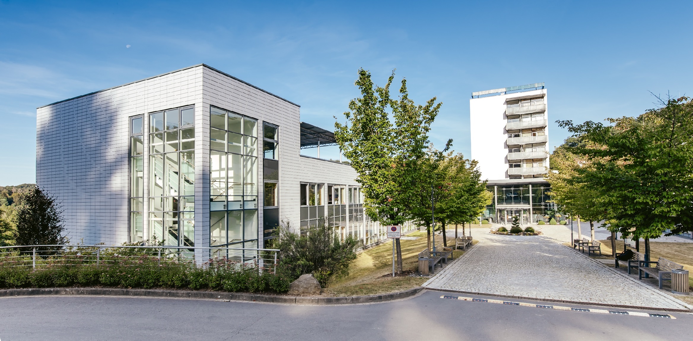 Das Gebäude der Eifelklinik in Manderscheid.